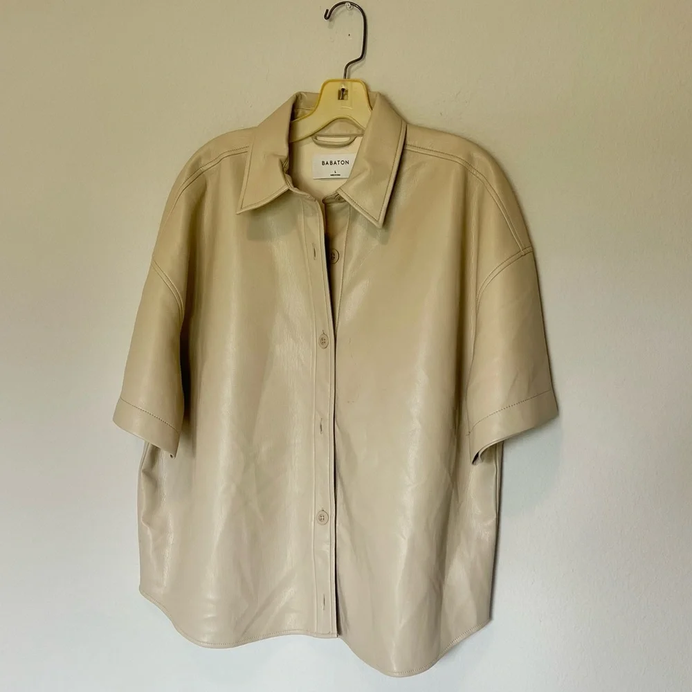 Aritzia Babaton Vegan Leather Frances Short Sleeve Button Up in Sand White - Picture 4 of 11